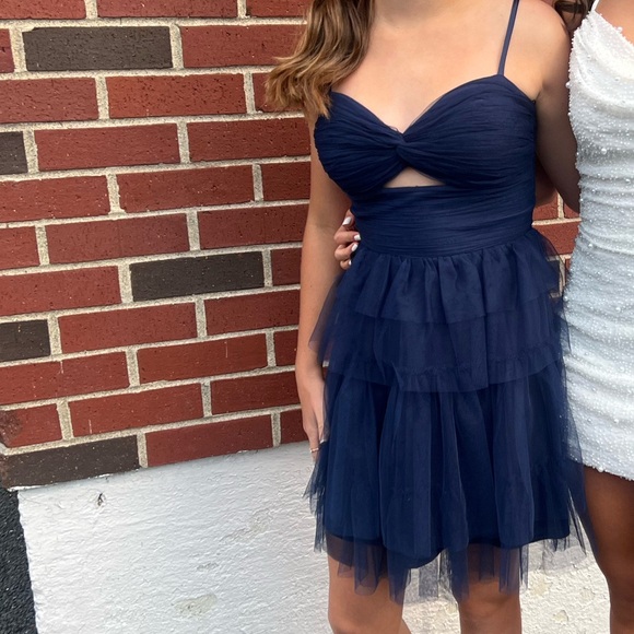 Blondie Nites Alice Navy Blue Dress Cutout size 1 excellent Condition - Picture 3 of 4